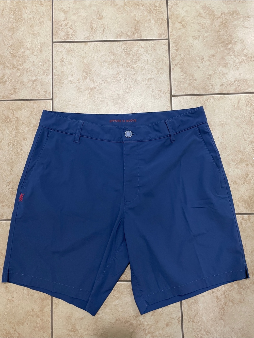 RHONE EPPURE SI MUOVE SHORTS Size 32